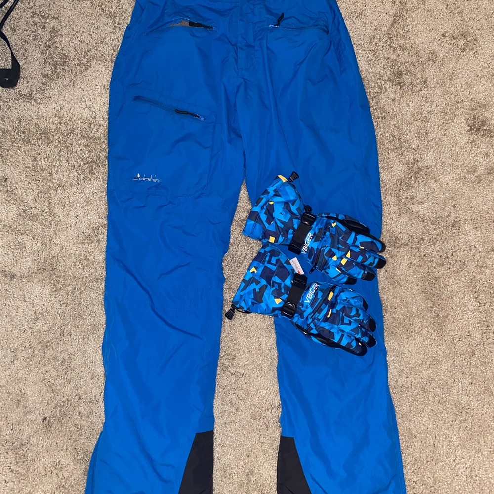 Ski/winter pants and gloves matching set